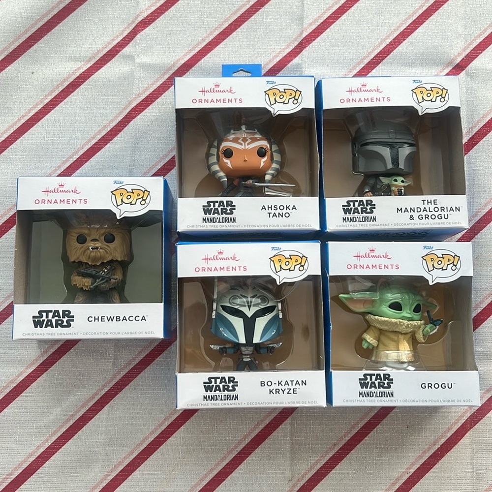 Set of 5 FunkoPop’s StarWars ornaments by Hallmark new in box
￼